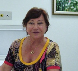 Д-р Дарина Кръстинова Д-р Дарина Кръстинова