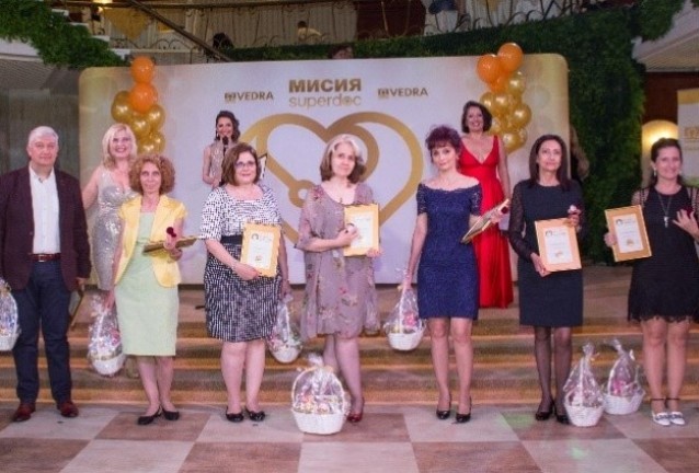доктори