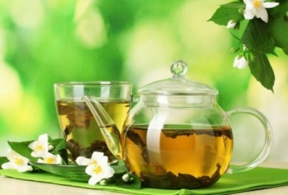 Зеления чай топи коремните мазнини 