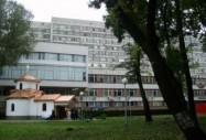 болница